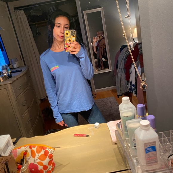 Vineyard vines blue long sleeve - Picture 2 of 3